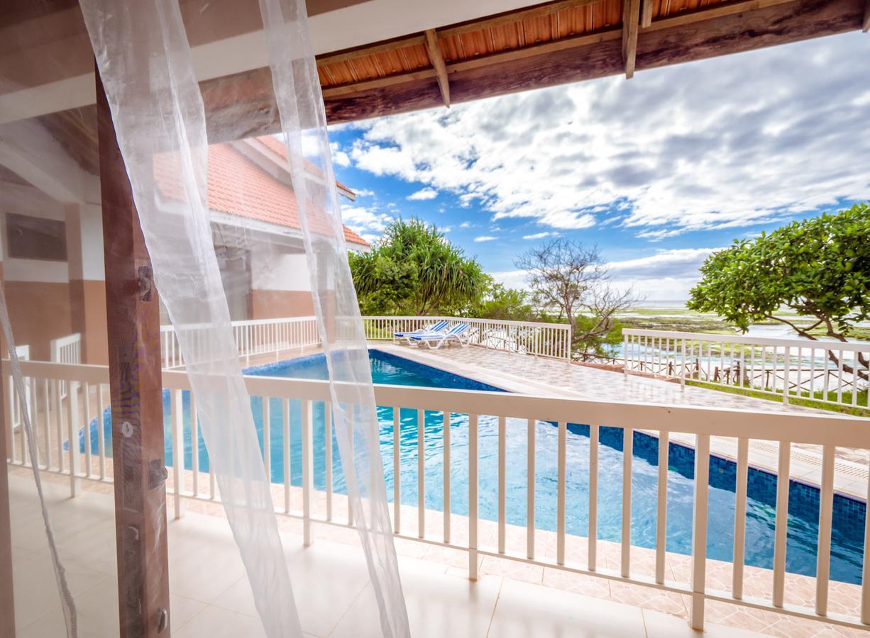 Azao Resort & Spa Pongwe Exterior photo